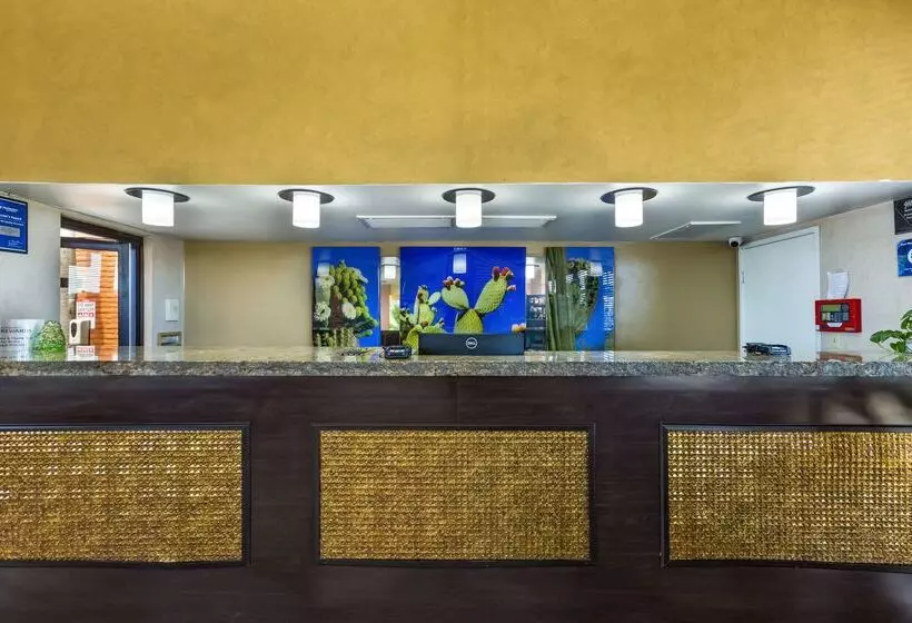 فندق Best Western Royal Sun Inn & Suites