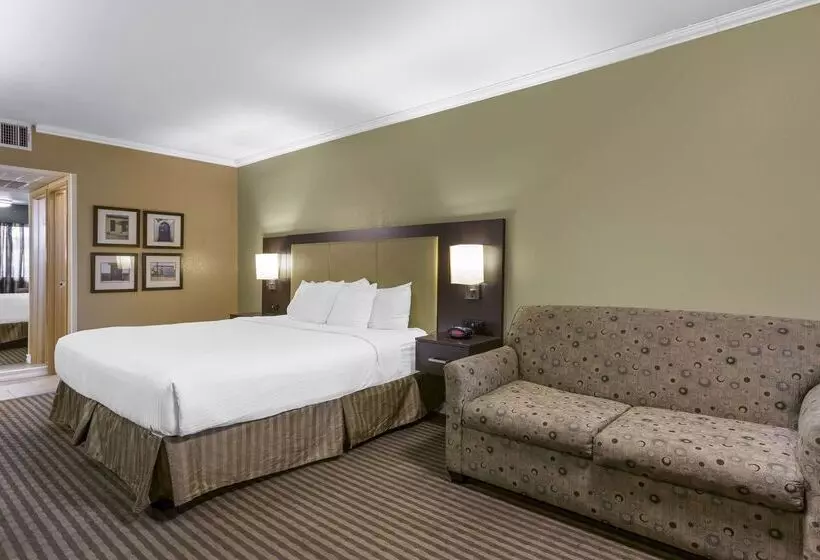 فندق Best Western Royal Sun Inn & Suites