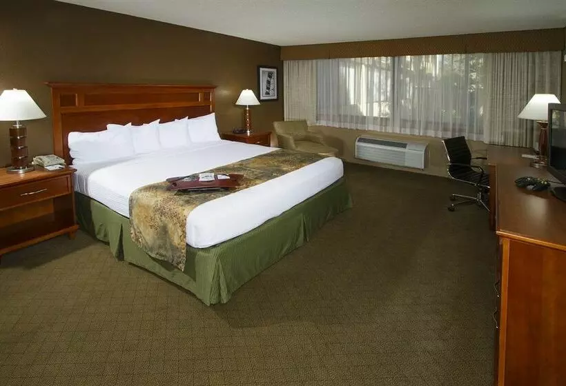 בית מלון כפרי Best Western Valencia Inn