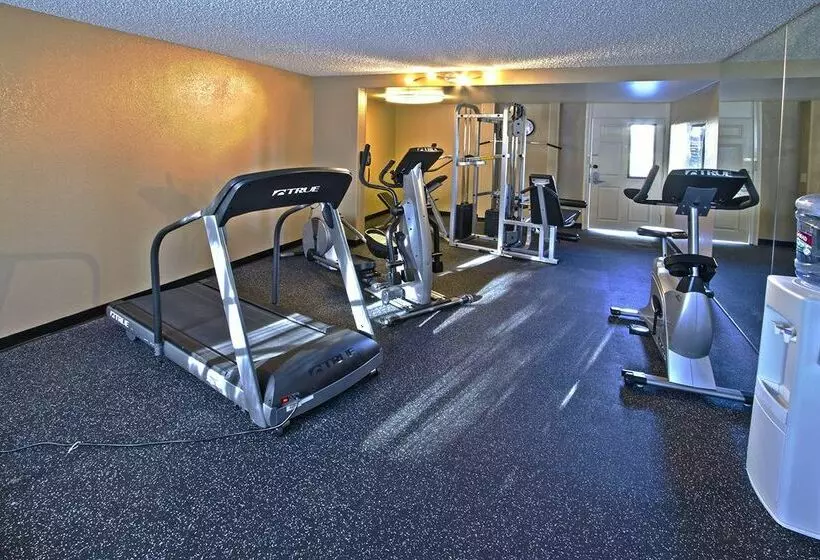 בית מלון כפרי Best Western Valencia Inn