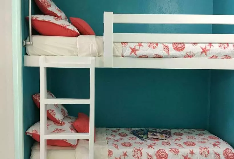 酒店 Casa Del Mar Beachfront Suites