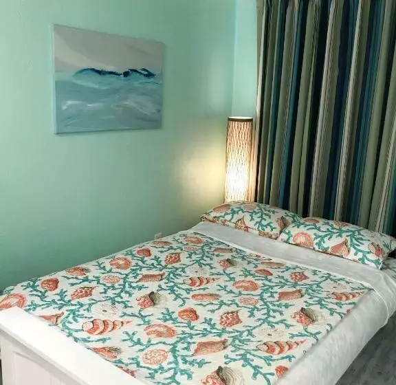 酒店 Casa Del Mar Beachfront Suites