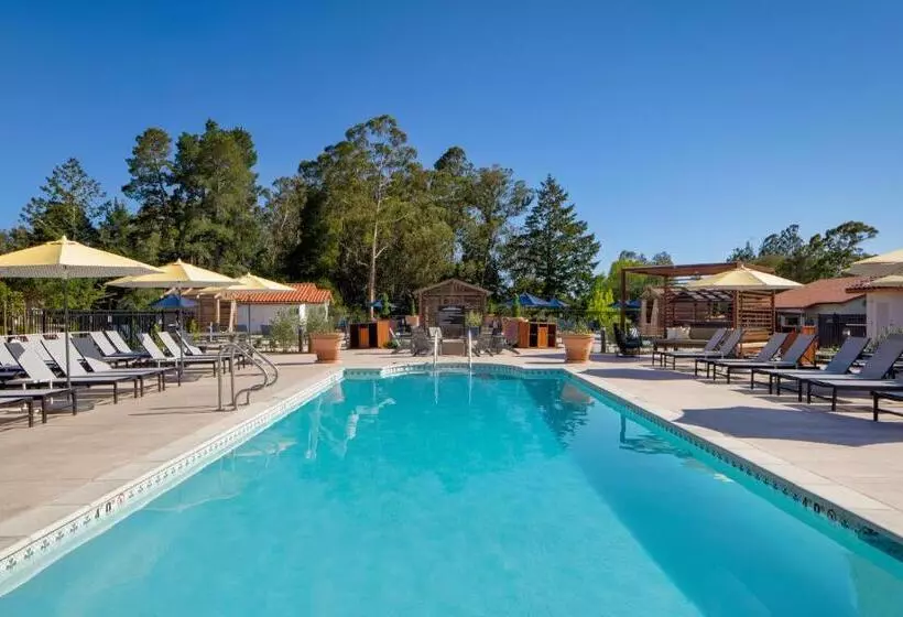 فندق Chaminade Resort & Spa