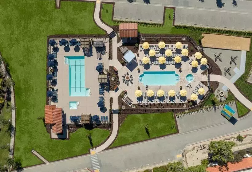 فندق Chaminade Resort & Spa