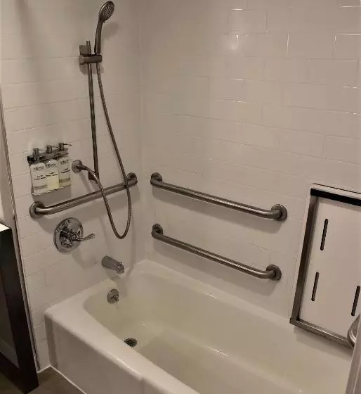 فندق Chaminade Resort & Spa