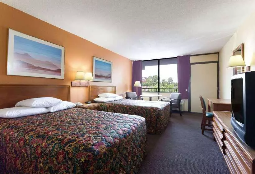 ホテル Days Inn By Wyndham Raleigh South