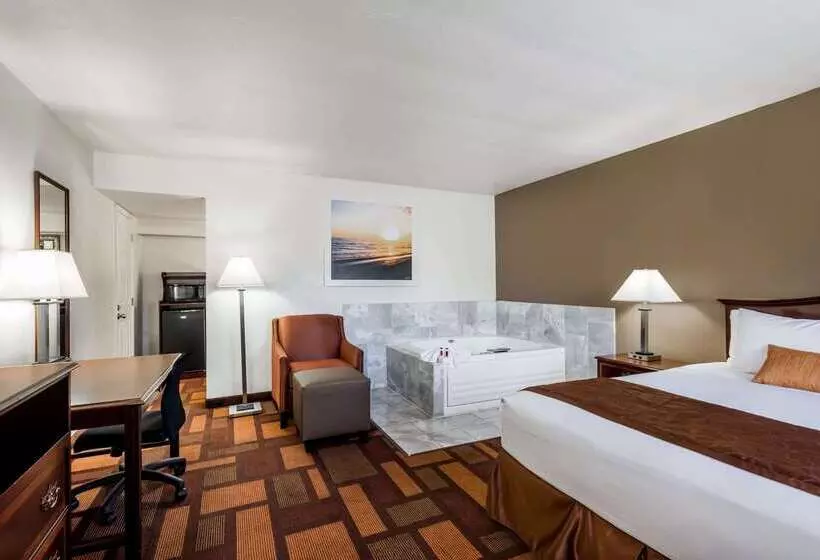 酒店 Days Inn & Suites By Wyndham Lodi