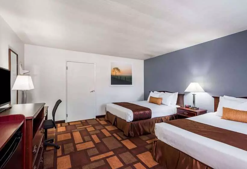 酒店 Days Inn & Suites By Wyndham Lodi