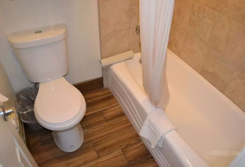 酒店 Days Inn & Suites By Wyndham Lodi