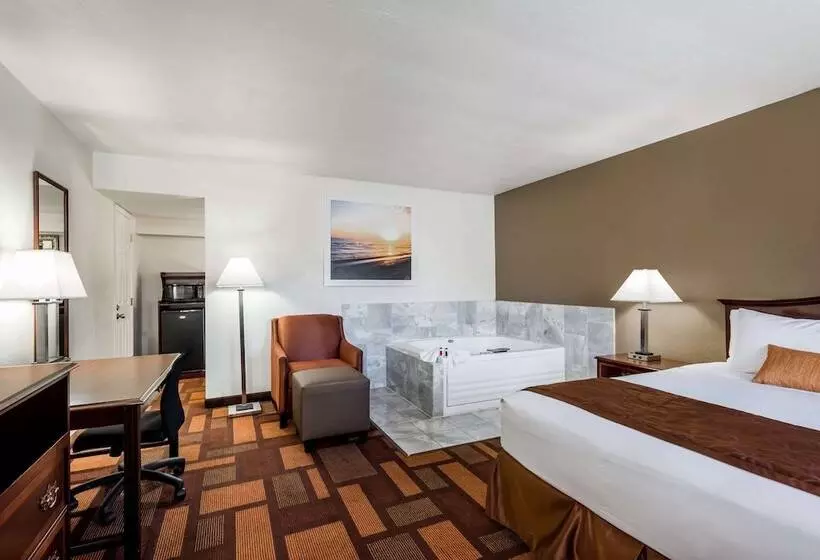 酒店 Days Inn & Suites By Wyndham Lodi