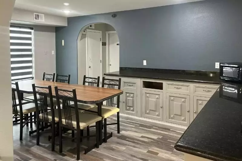 Hotel Econo Lodge Inn & Suites