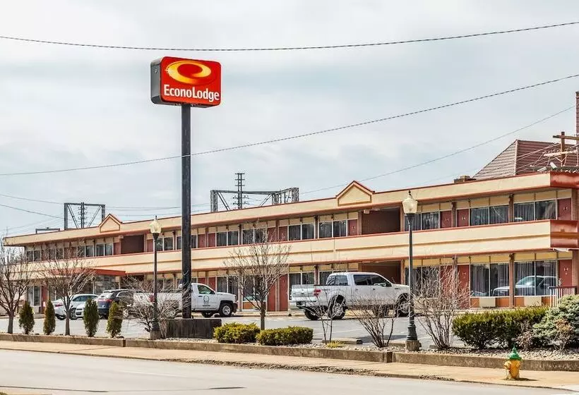 Отель Econo Lodge