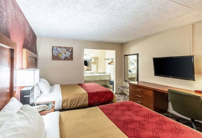 Отель Econo Lodge