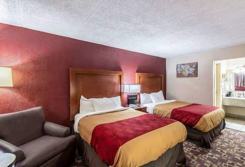 Отель Econo Lodge