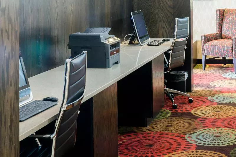 호텔 Holiday Inn Express Big Rapids, An Ihg