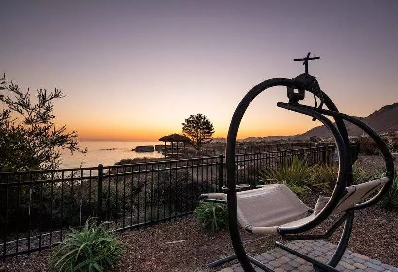 酒店 Inn At The Cove