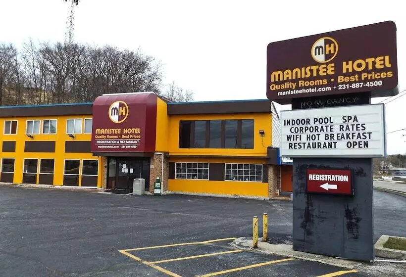 فندق Econo Lodge Manistee
