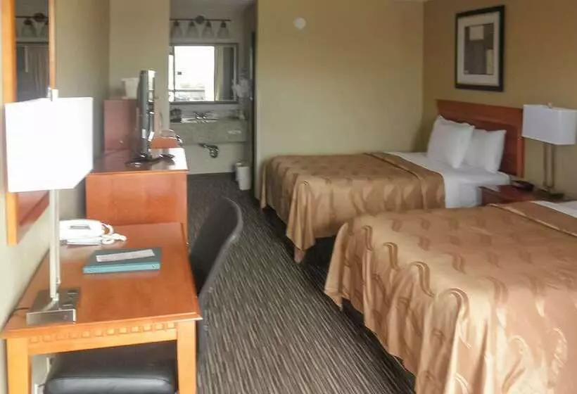 Hotel Quality Inn Columbus, Ms