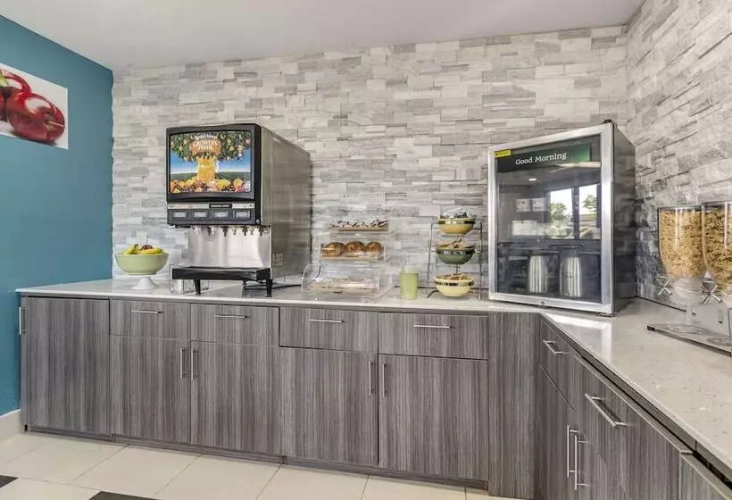 فندق Quality Inn