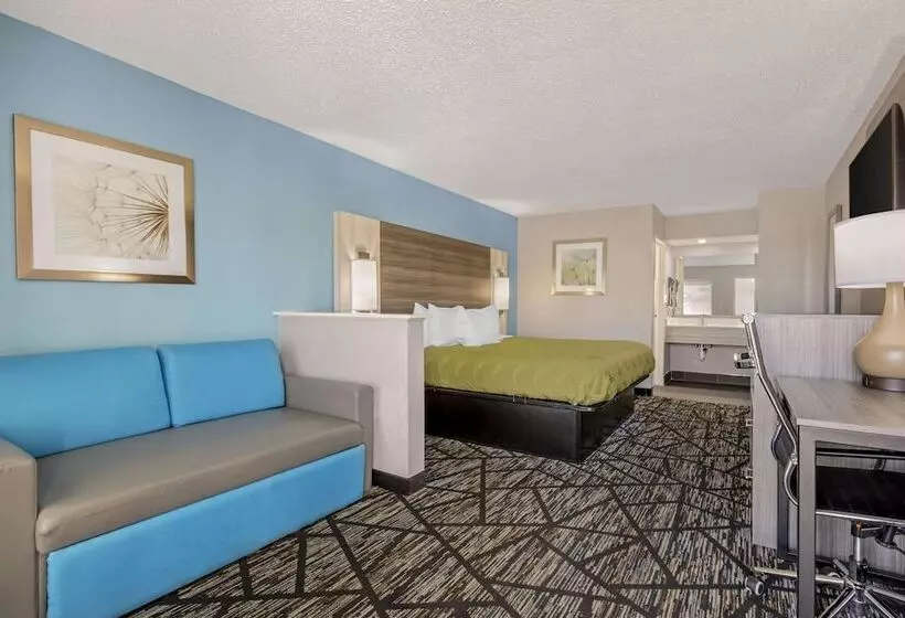 فندق Quality Inn
