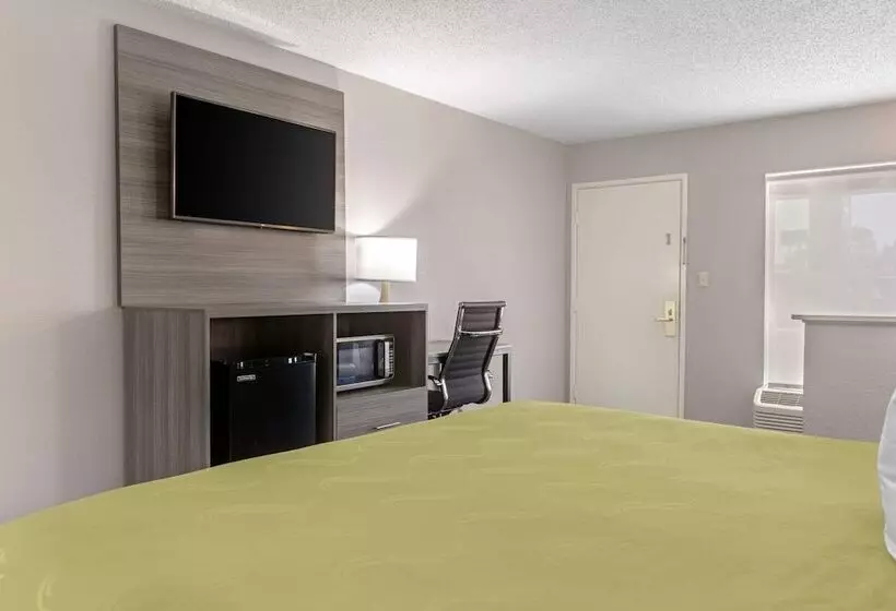 فندق Quality Inn