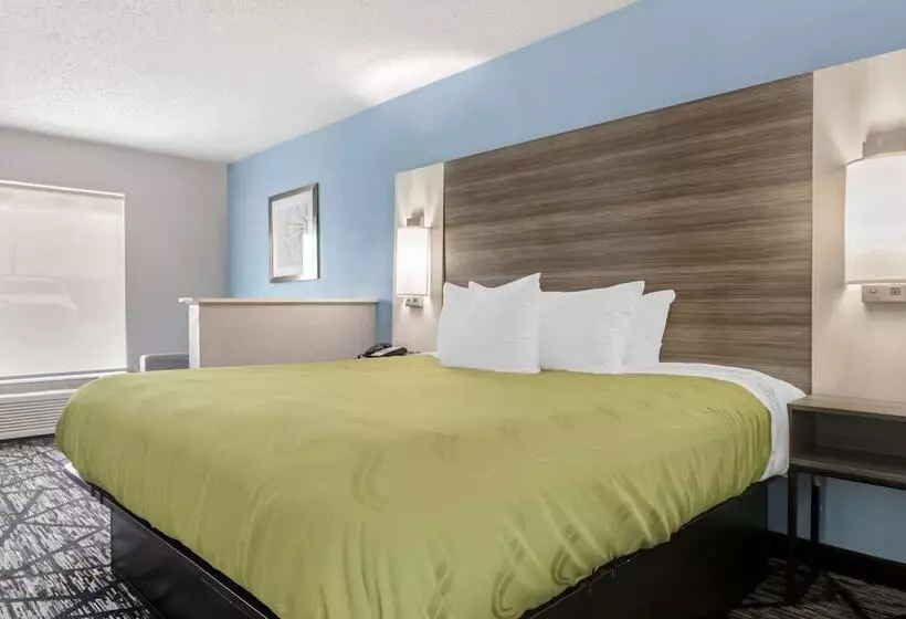 فندق Quality Inn