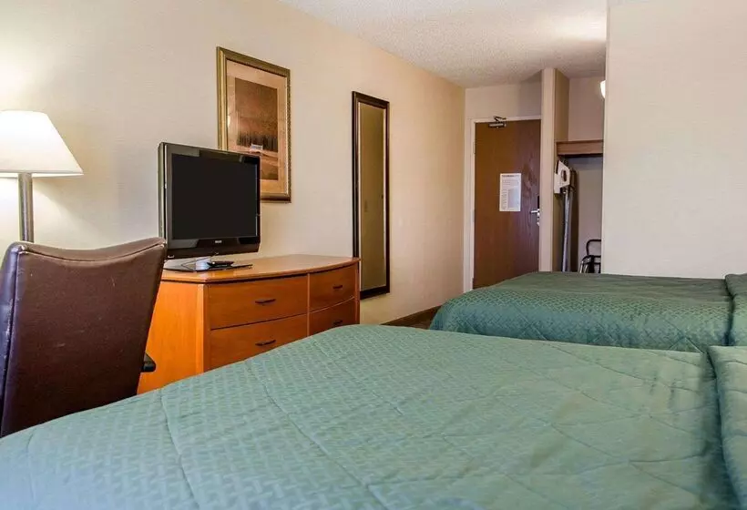 هتل Quality Inn & Suites