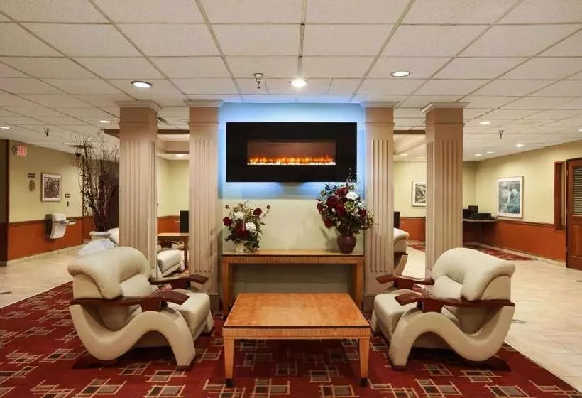 בית מלון כפרי Ramada By Wyndham Sioux City