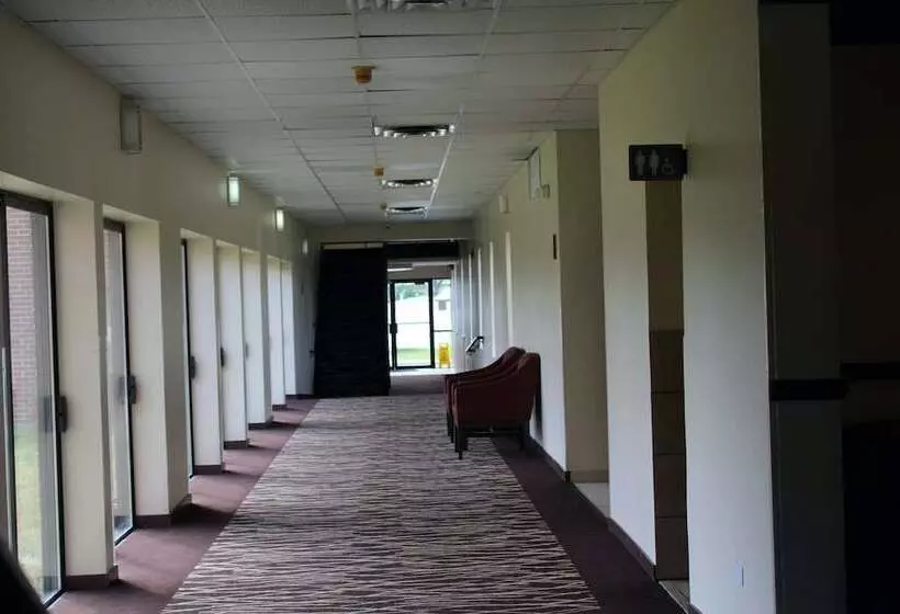 酒店 Red Roof Inn Gurnee  Waukegan