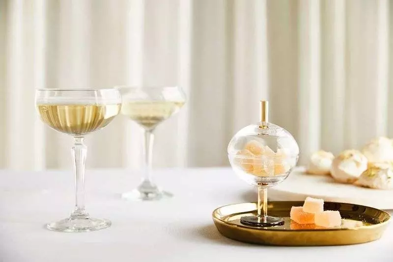 The Allegro Royal Sonesta Hotel Chicago Loop