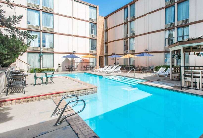 هتل The Boulder Broker