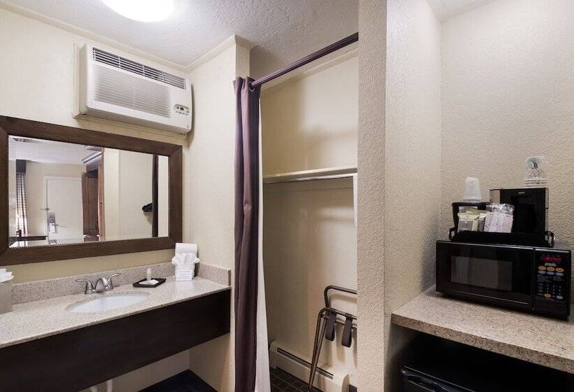 호텔 The Inn At Tomichi Village