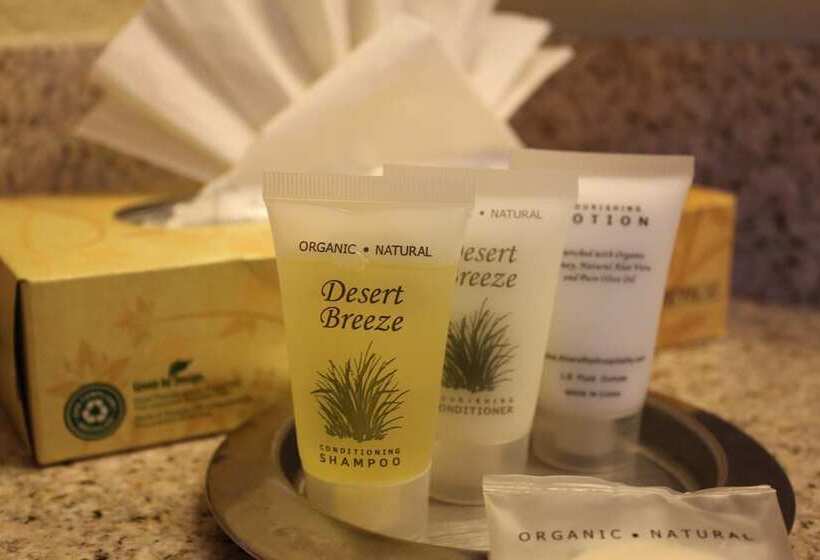 호텔 The Inn At Tomichi Village