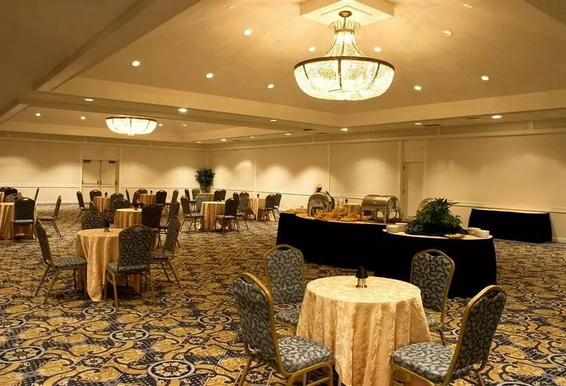 Millennium Hotel Cincinnati