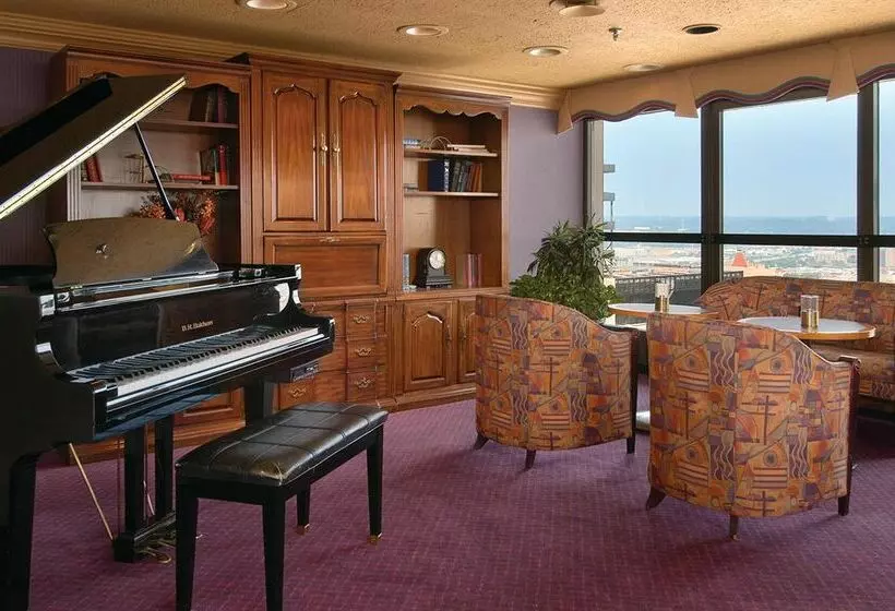 Millennium Hotel Cincinnati