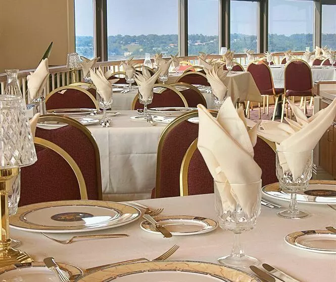 Millennium Hotel Cincinnati