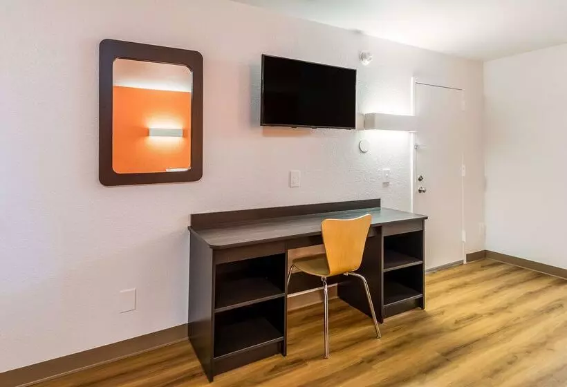 Motel 6 Arlington, Tx  Uta