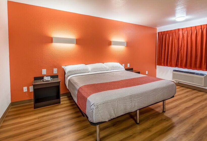 Motel 6 Arlington, Tx Uta