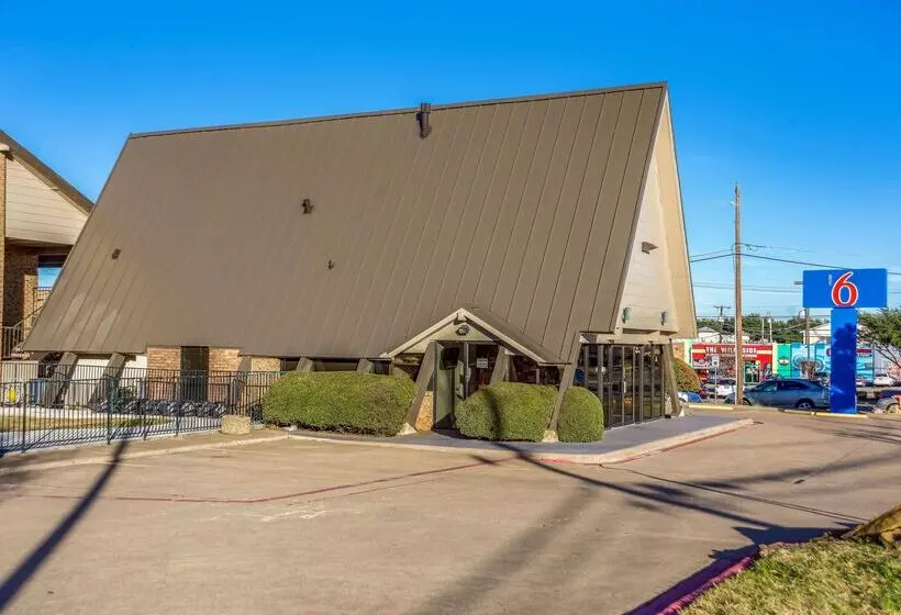 Motel 6 Arlington, Tx  Uta