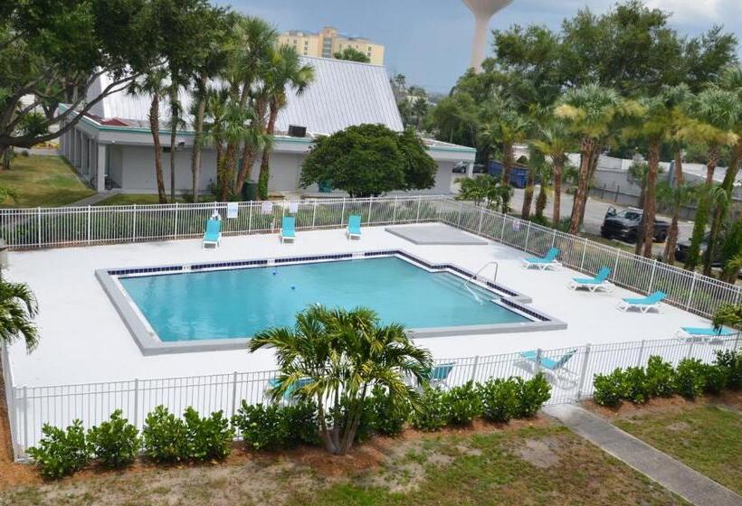 Altamonte Springs Hotel And Suites