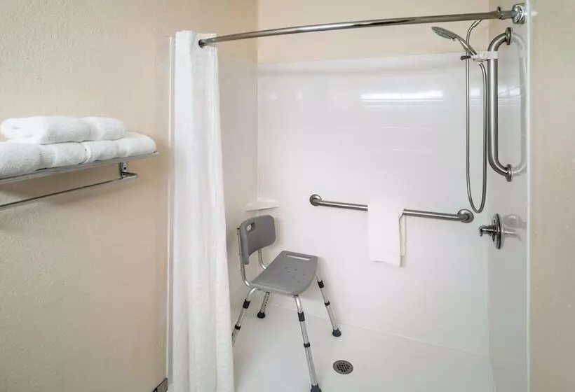 호텔 Best Western Huntington Mall Inn