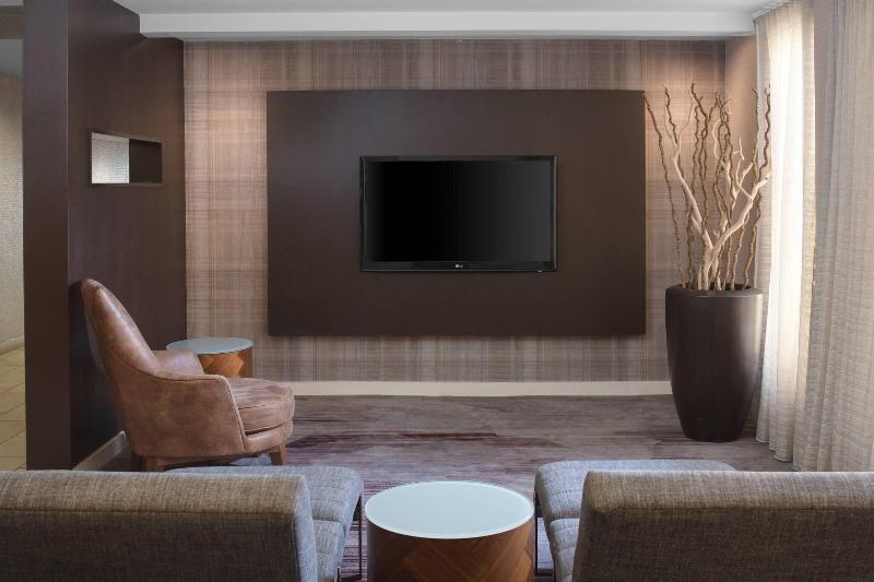 هتل Courtyard By Marriott Albuquerque Airport