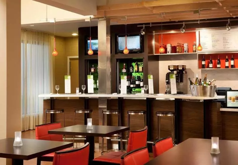 בית מלון כפרי Courtyard Anaheim Buena Park