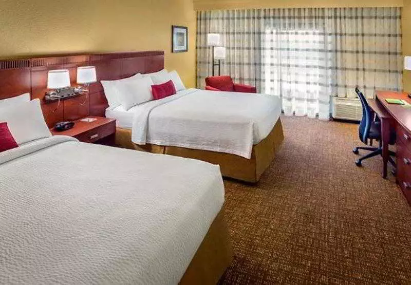 Hotel Courtyard Philadelphia Valley Forge/king Of Prussia