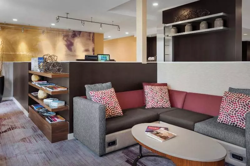 Hotel Courtyard Philadelphia Valley Forge/king Of Prussia