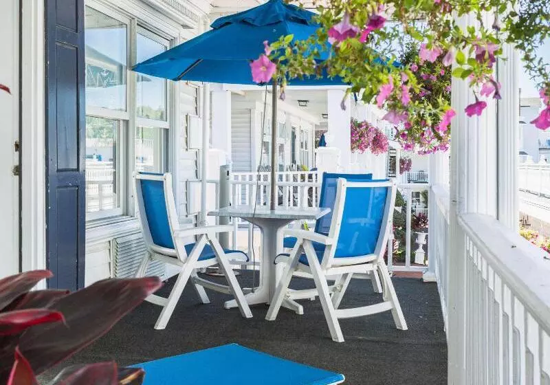 Danfords Hotel & Marina