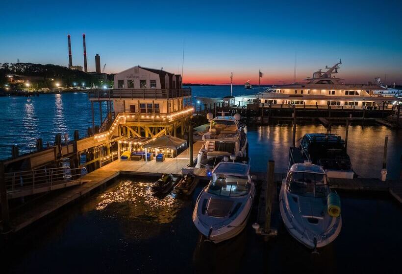 Danfords Hotel & Marina