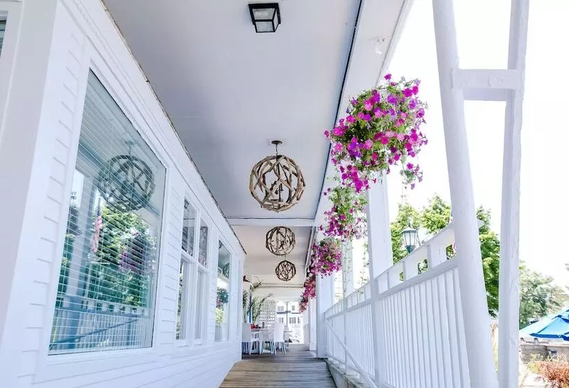 Danfords Hotel & Marina