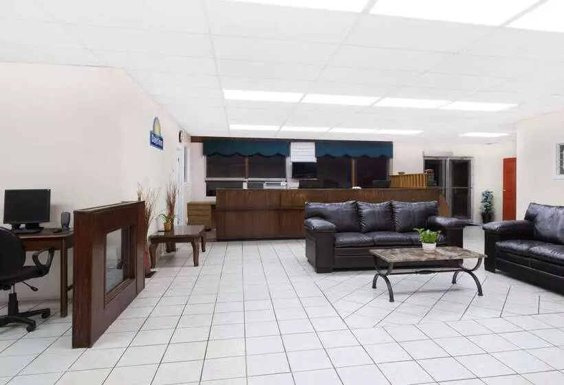 호텔 Days Inn By Wyndham Christiansburg