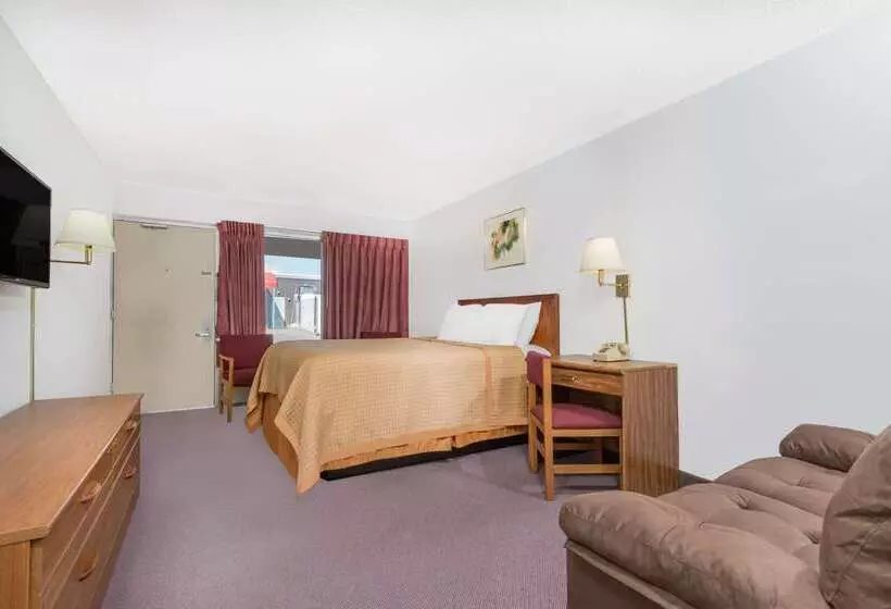 호텔 Days Inn By Wyndham Mt. Sterling